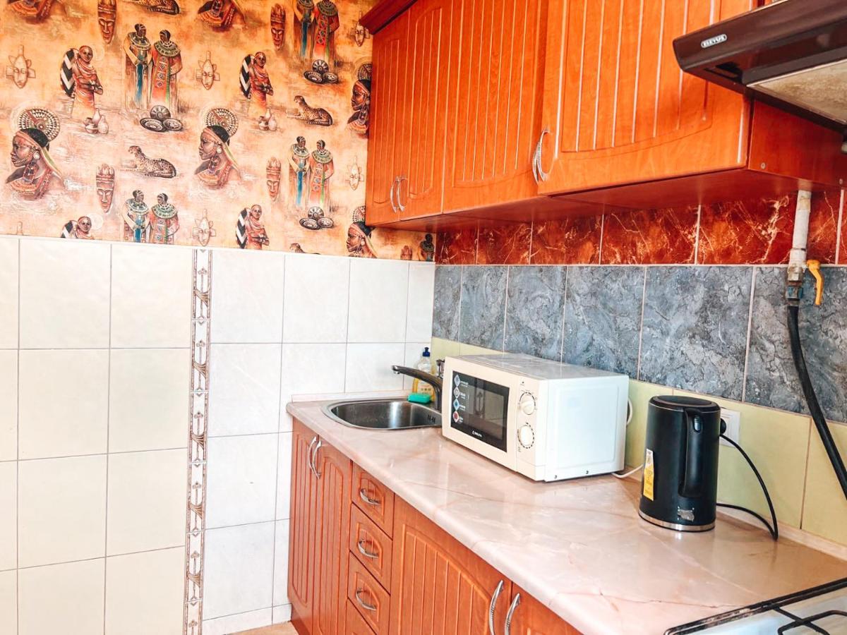 Apartment Near Metro Station Darnitsa Kiev Luaran gambar